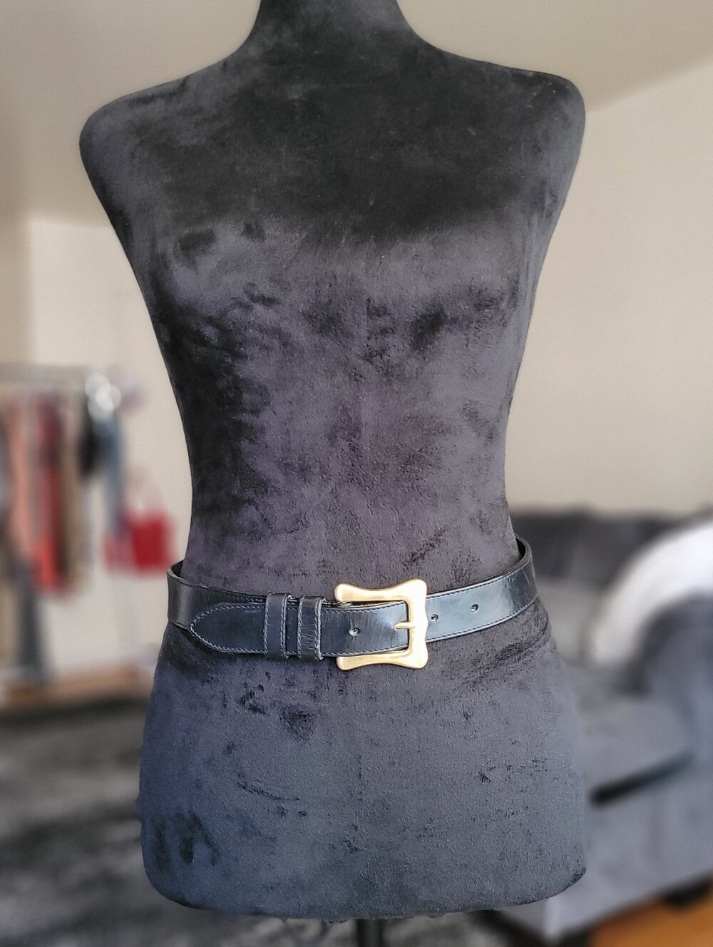 Black Leather Belt with Gold Buckle - Women Accessories Vintage Leather Belt 28" - Picture 5 of 16